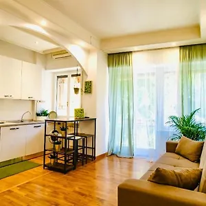 Plant House Eur , Roma Italia